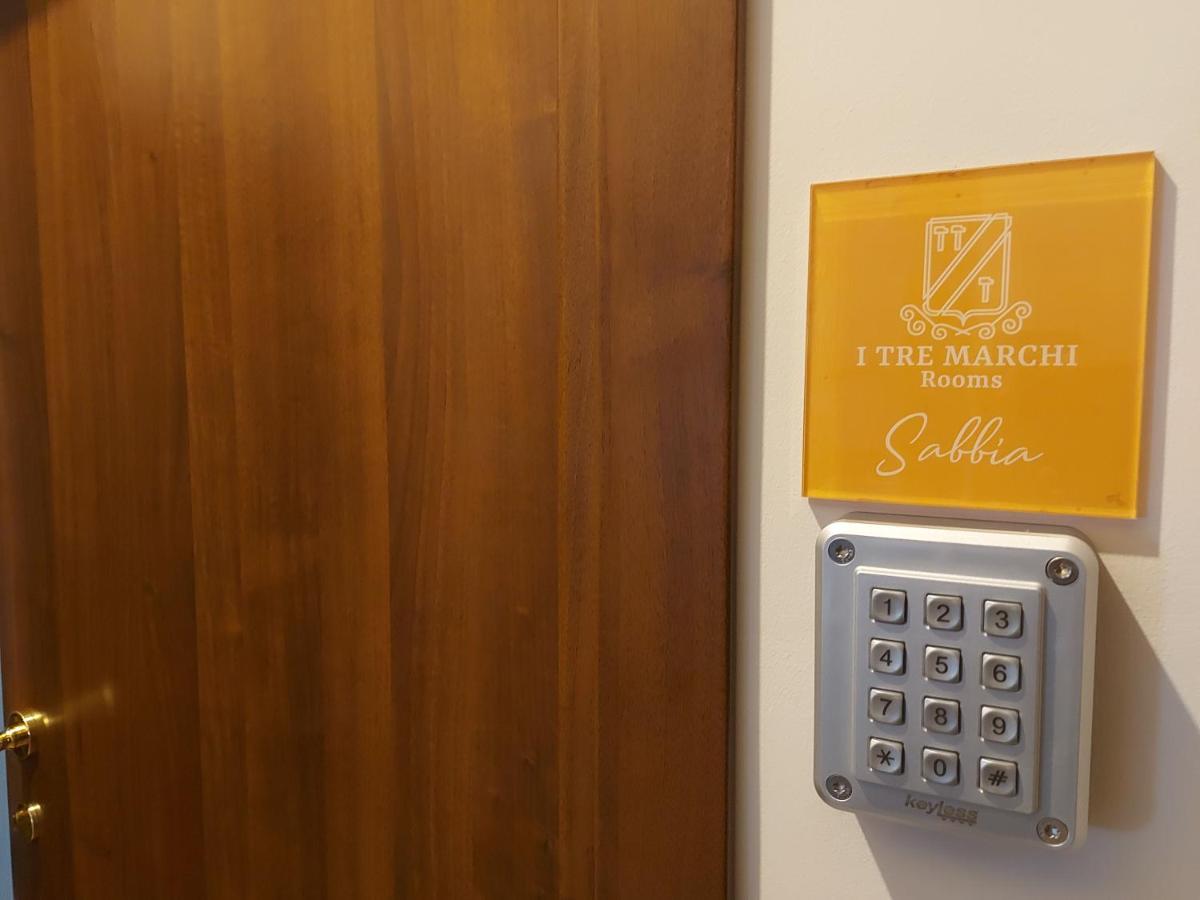 I Tre Marchi Rooms Camera Sabbia Termoli Bagian luar foto