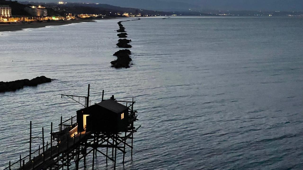 I Tre Marchi Rooms Camera Sabbia Termoli Bagian luar foto