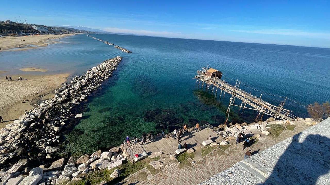 I Tre Marchi Rooms Camera Sabbia Termoli Bagian luar foto